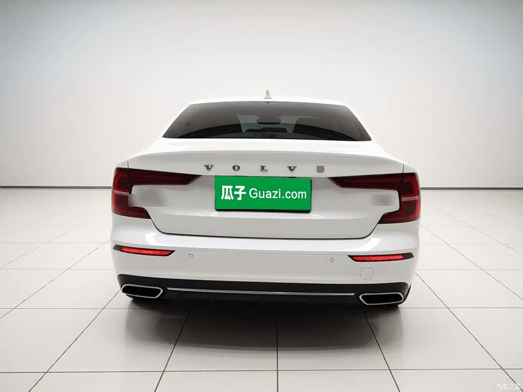 Volvo S60, 2020 все фото