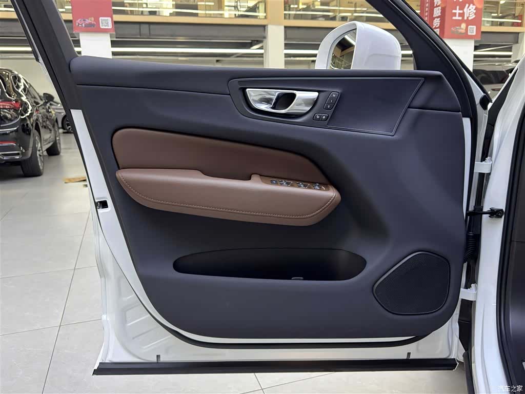Volvo XC60, 2024 12