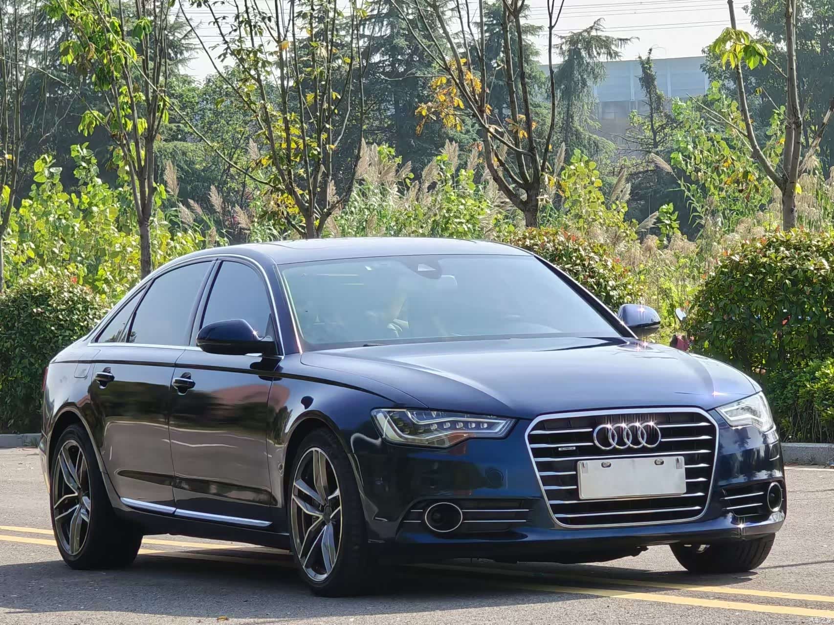 Audi A6L, 2012 3