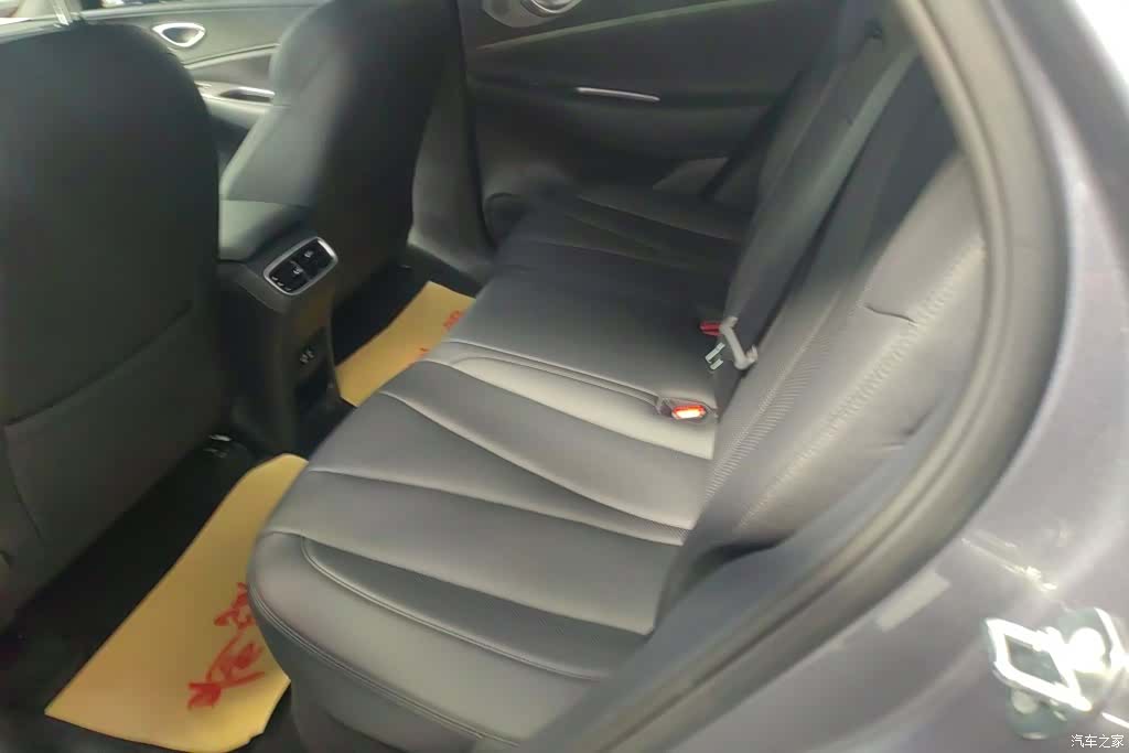 BYD HiAce, 2026 11