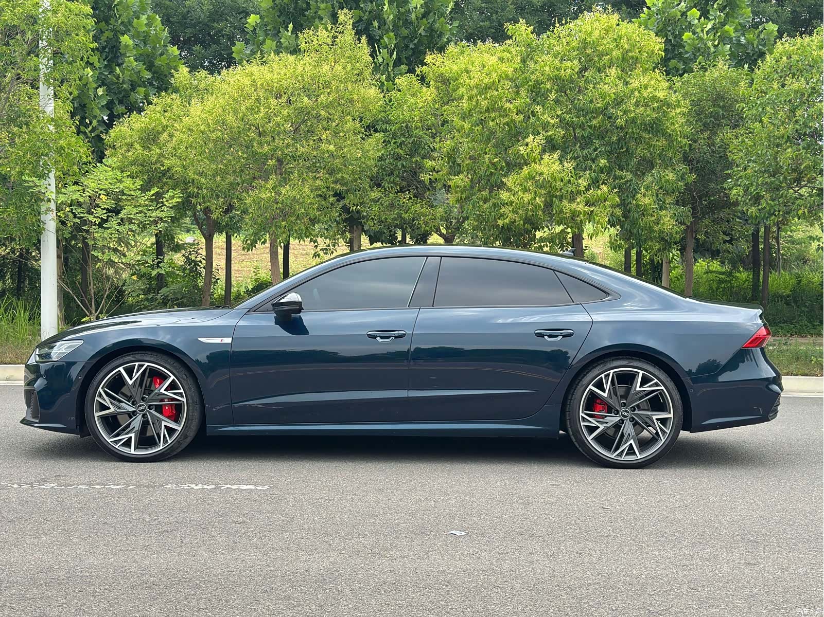 Audi A7L, 2022 3
