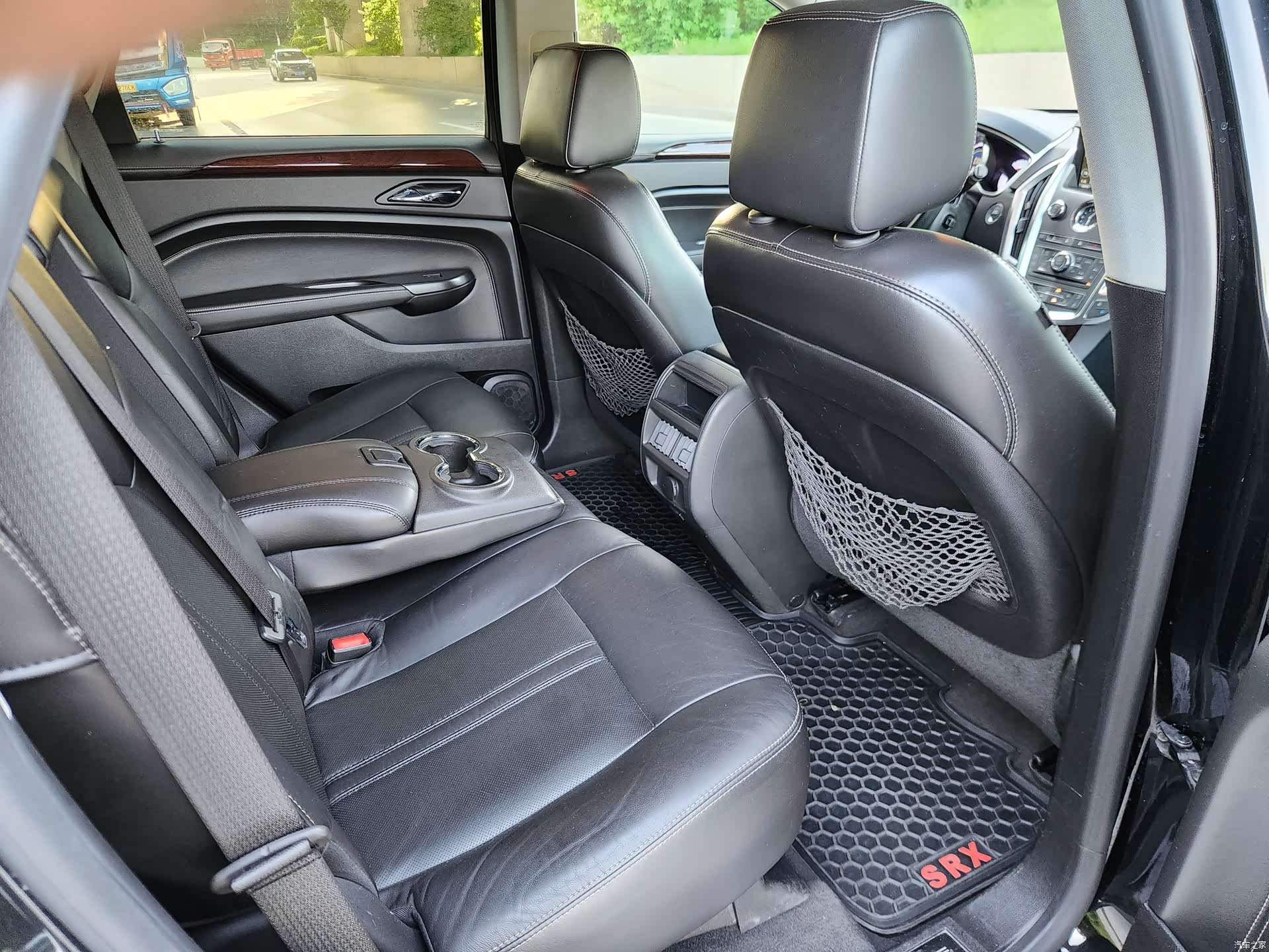 Cadillac SRX, 2012 17