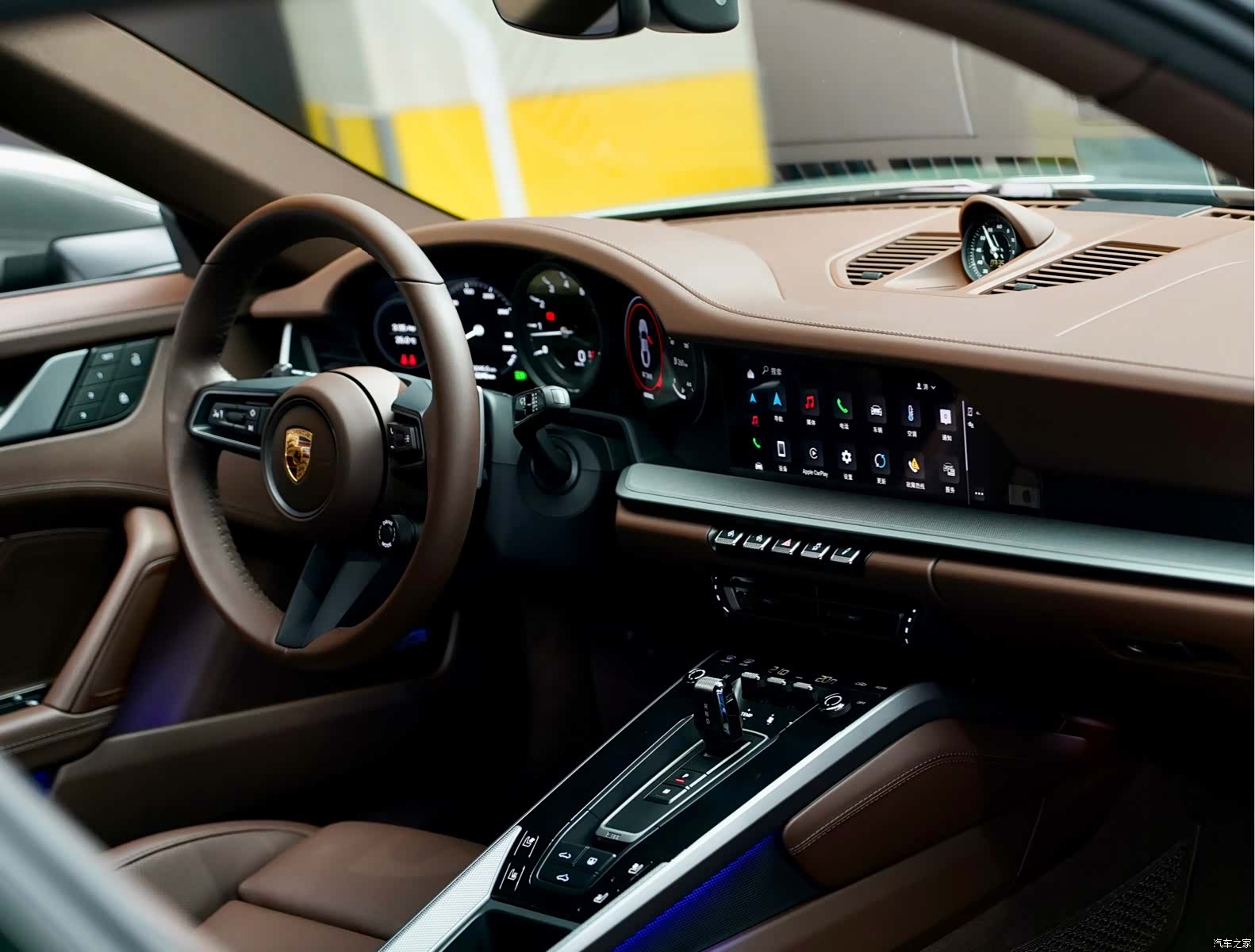 Porsche 911, 2022 10
