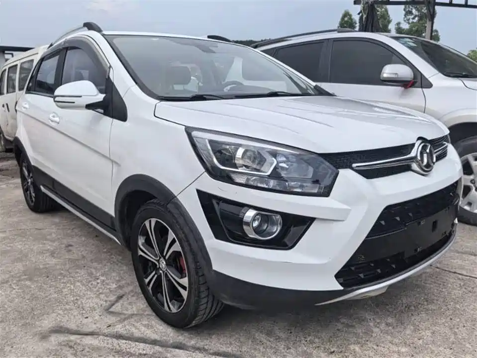 BAIC Shenbao X25