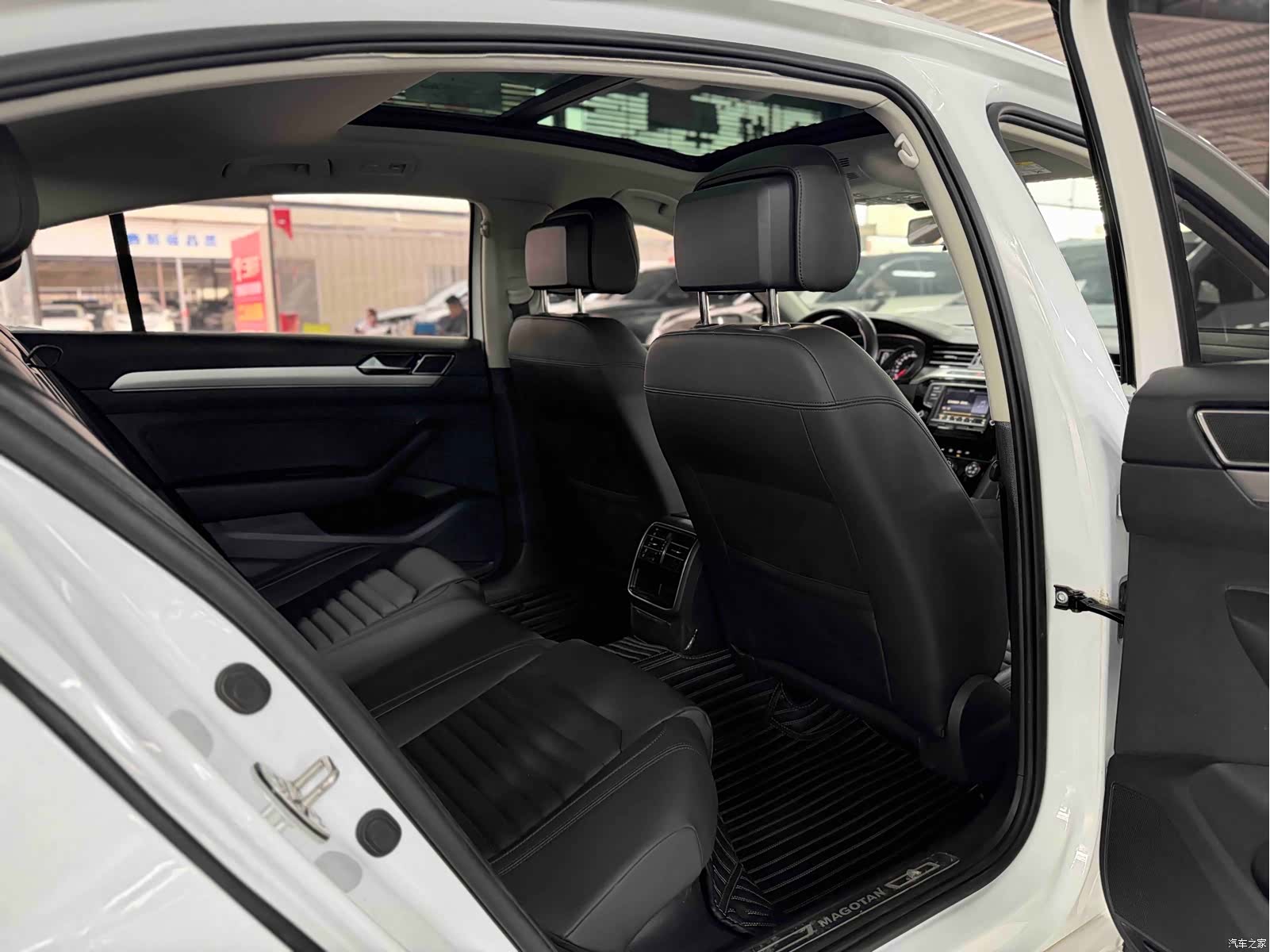 Volkswagen Magotan, 2017 15