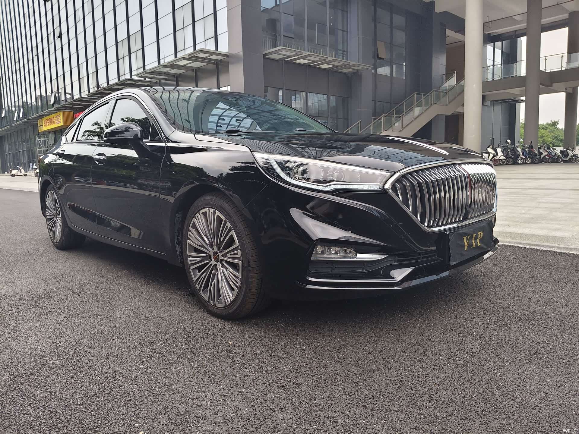 Hongqi H5, 2021 3
