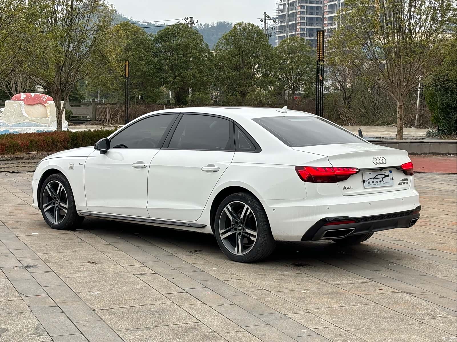 Audi A4L, 2022 7