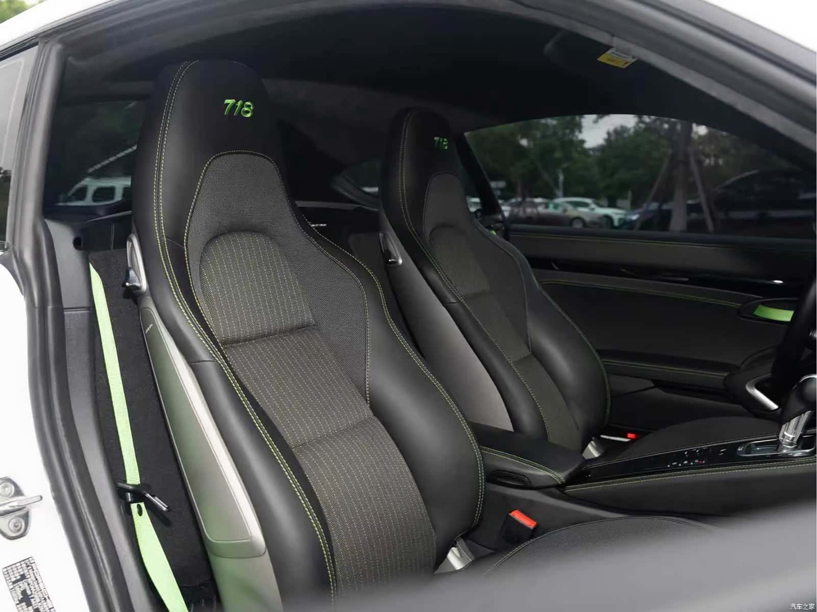 Porsche Cayman, 2021 12