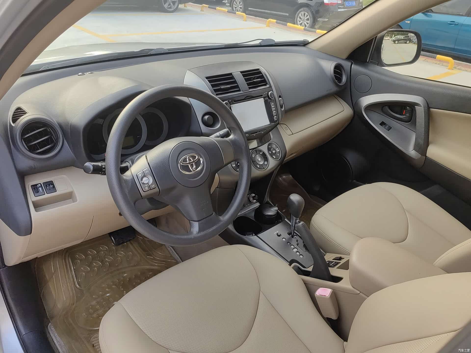 Toyota RAV4, 2012 2