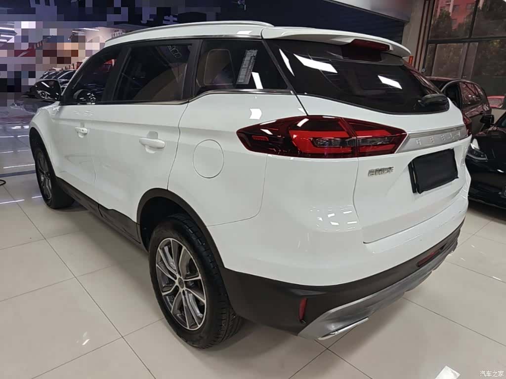 Geely Boyue, 2021 все фото