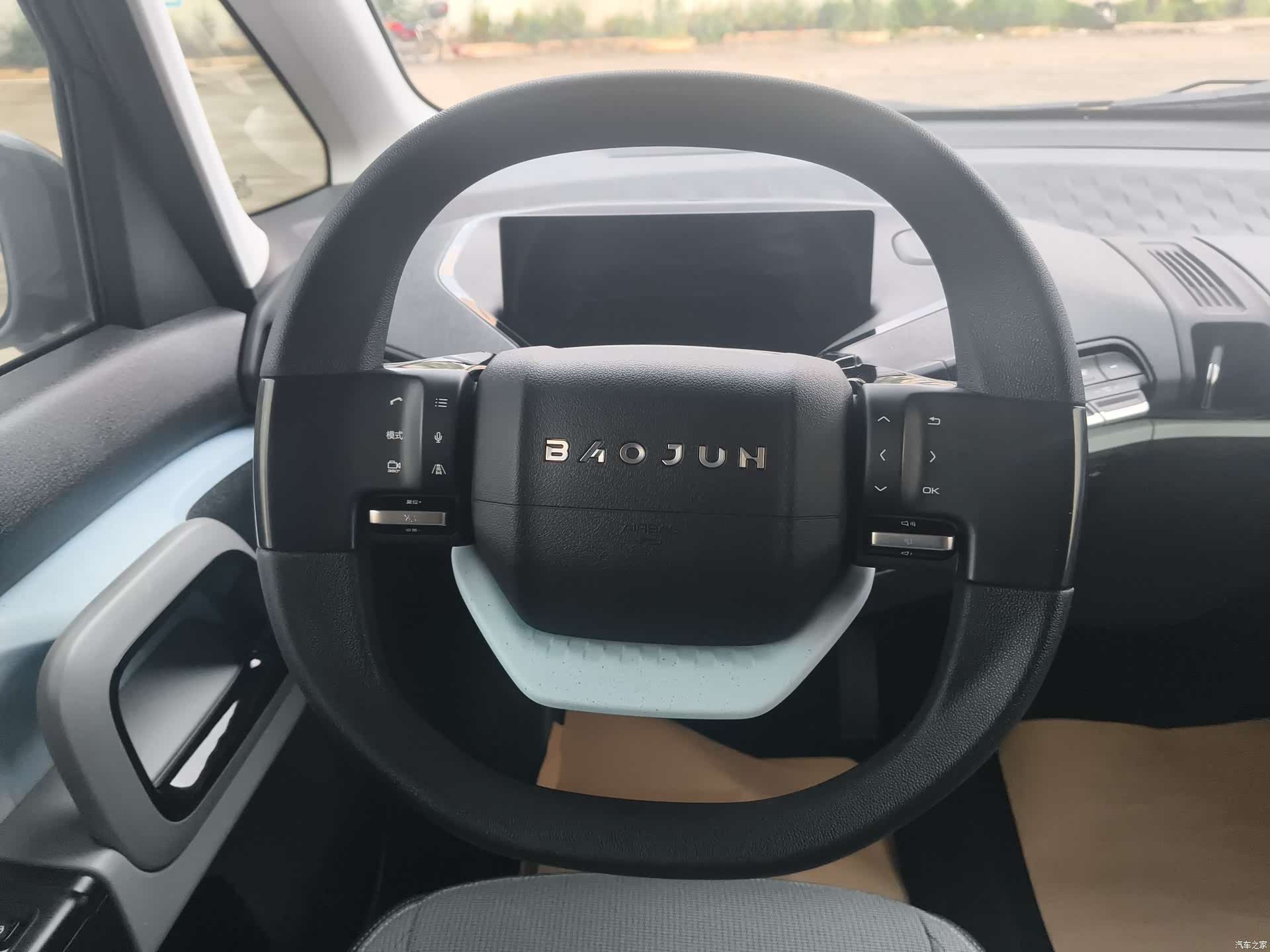 Wuling E300, 2021 15