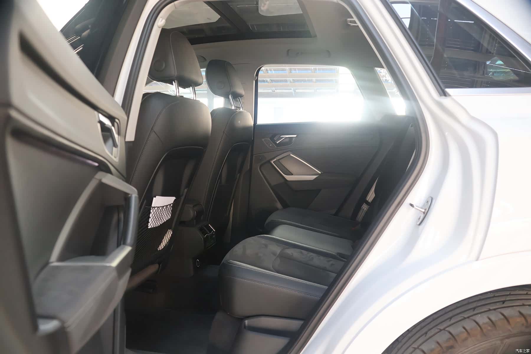 Audi Q3, 2023 8