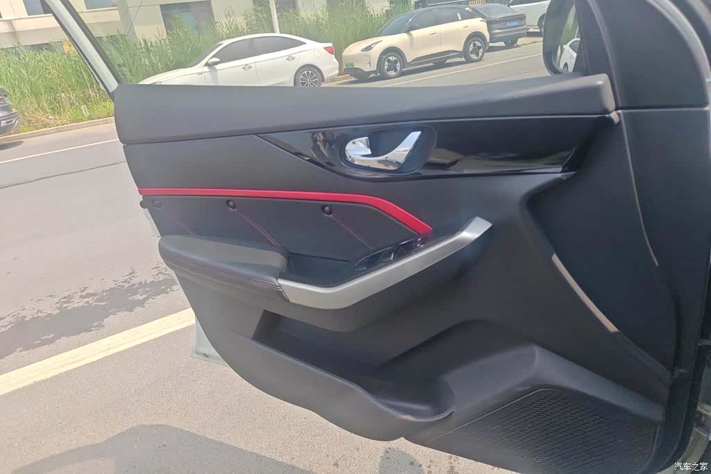 Nissan D60, 2020 7