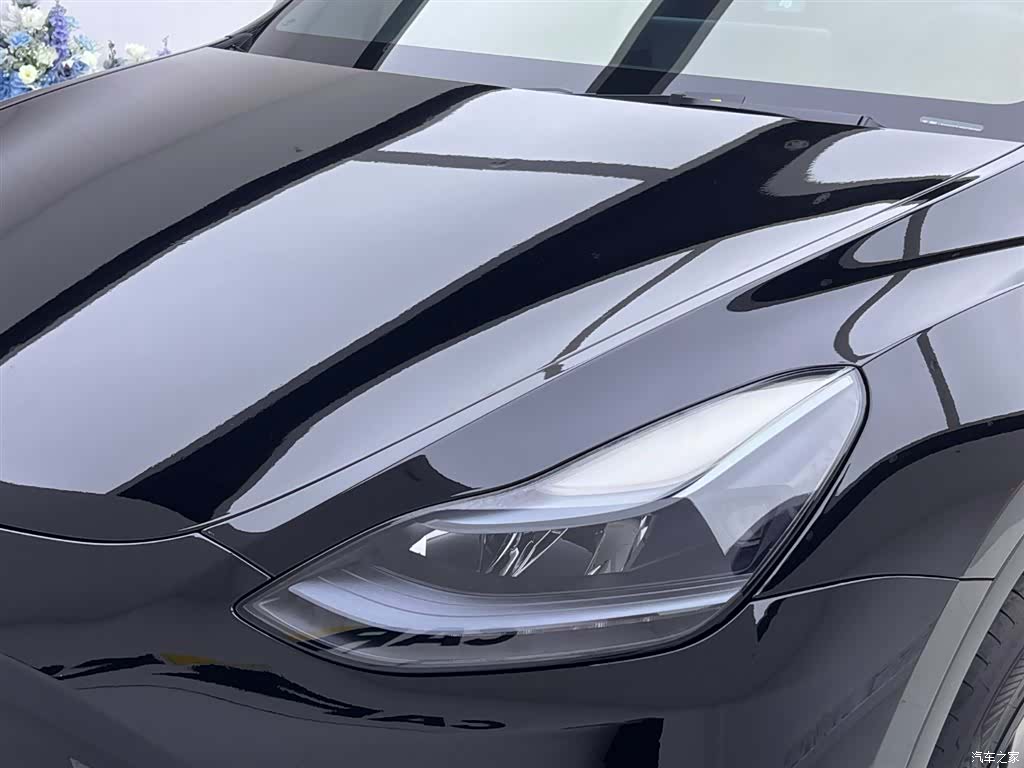 Tesla Model Y, 2024 12