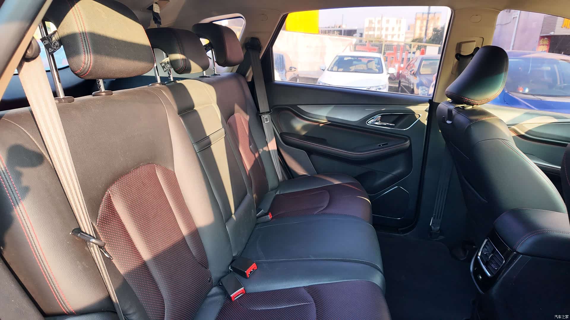 Wuling 560, 2016 40