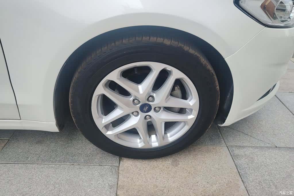 Ford Mondeo, 2016 6