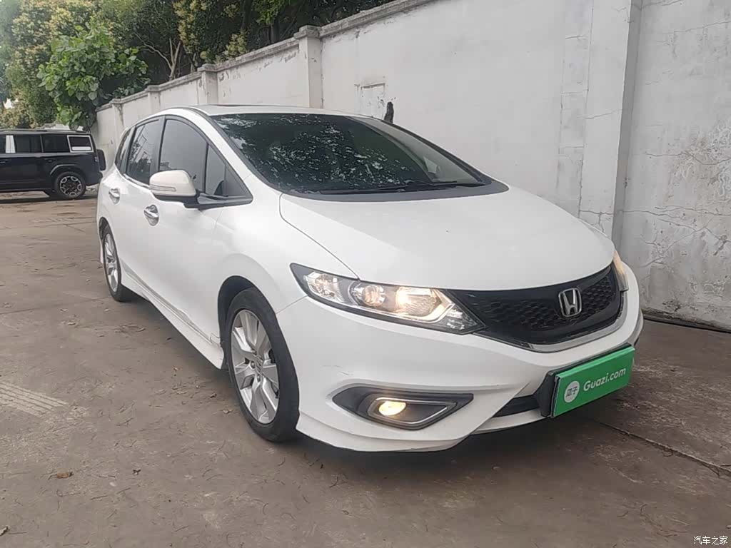 Honda Jade, 2014 4