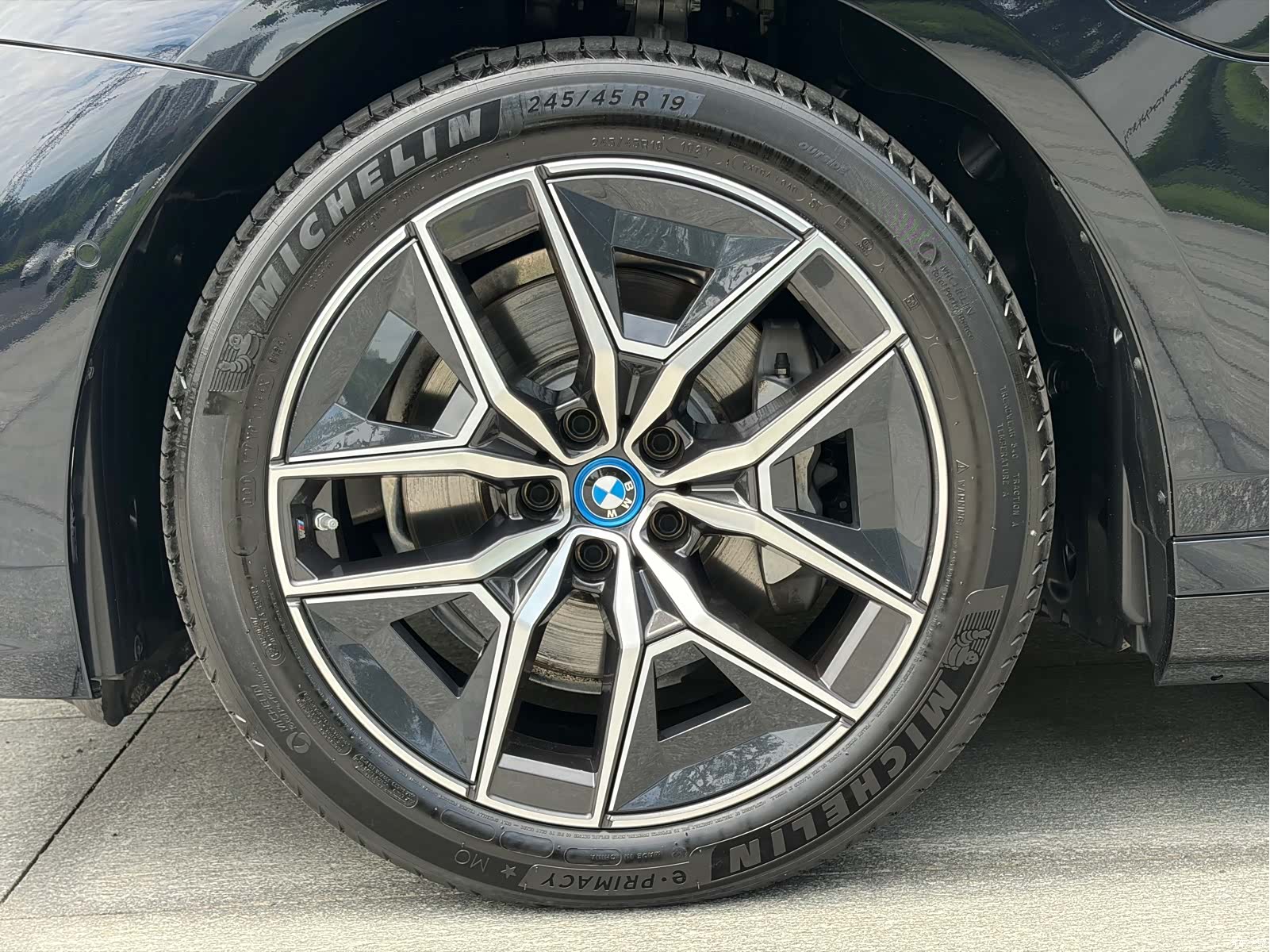 BMW i5, 2024 12