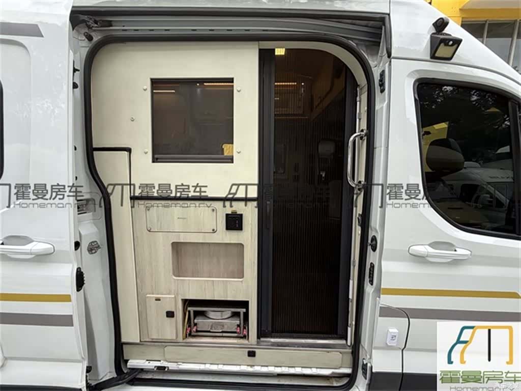 Maxus V90, 2020 18
