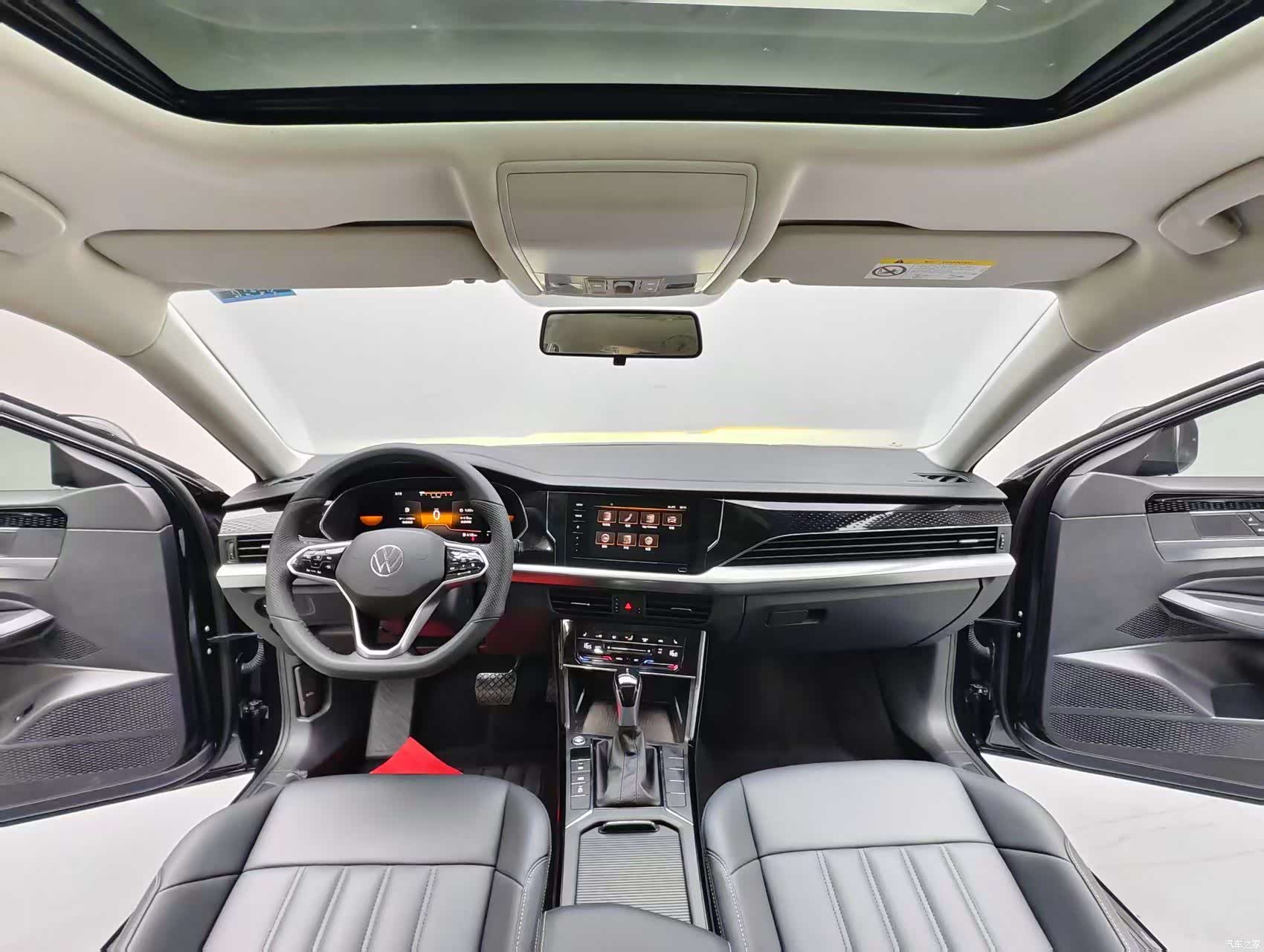 Volkswagen Passat, 2022 14