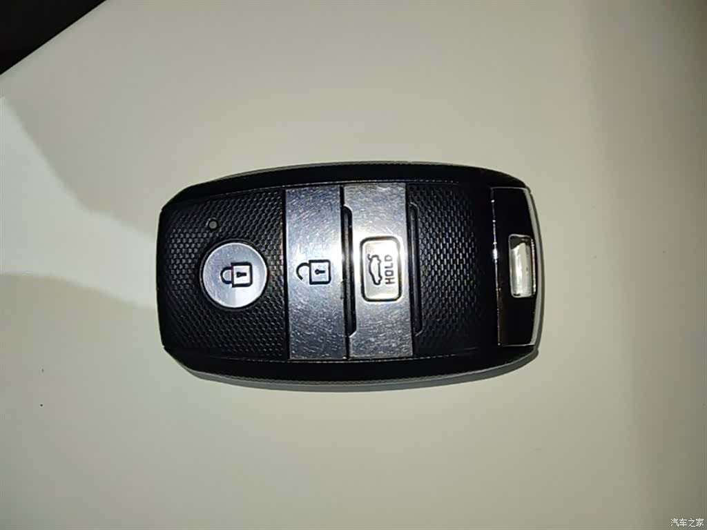 Kia KX, 2018 9