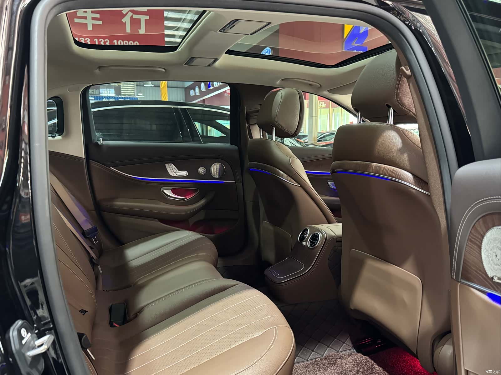 Mercedes-Benz E-Class, 2022 14