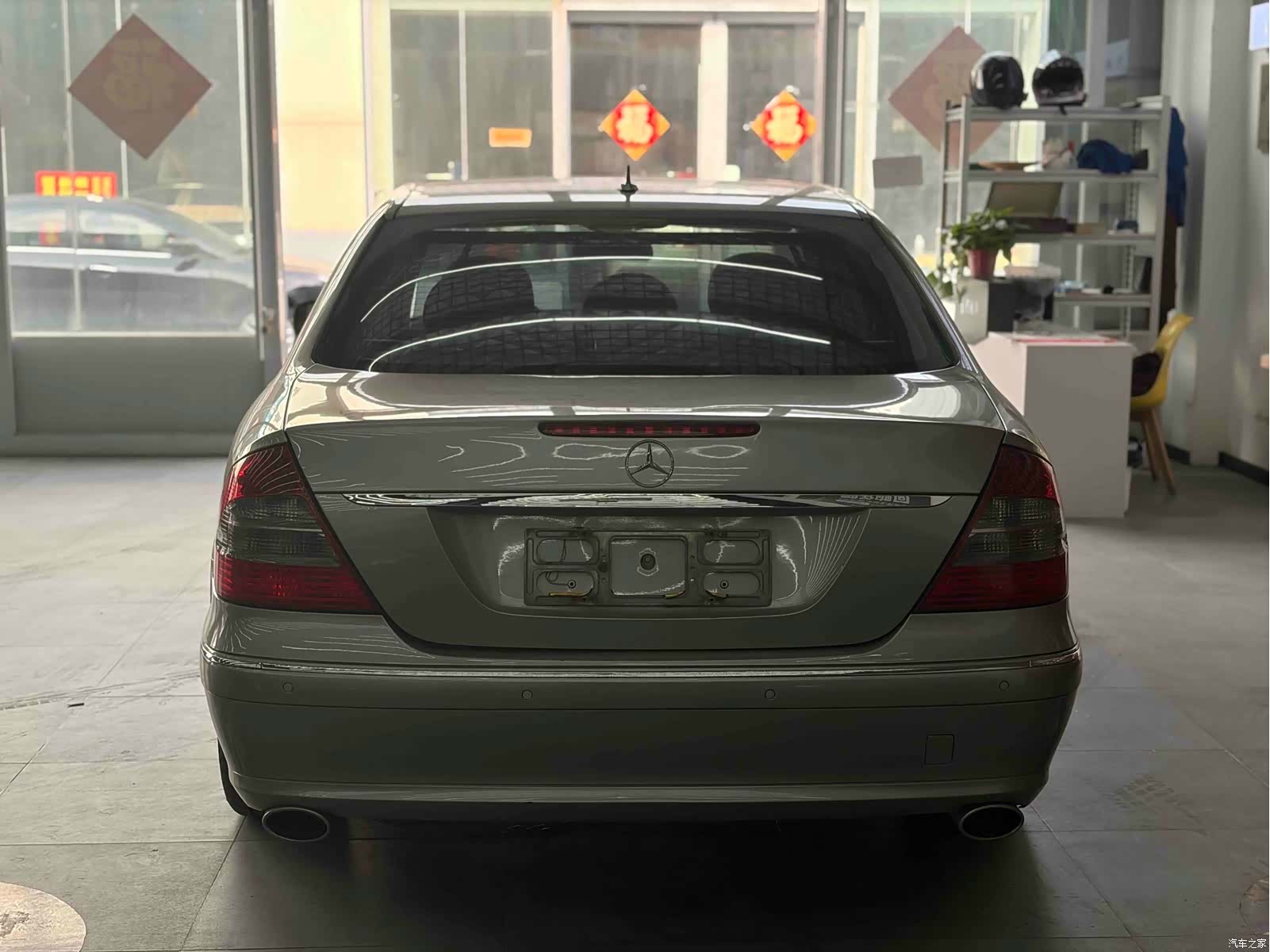 Mercedes-Benz E-Class, 2009 6