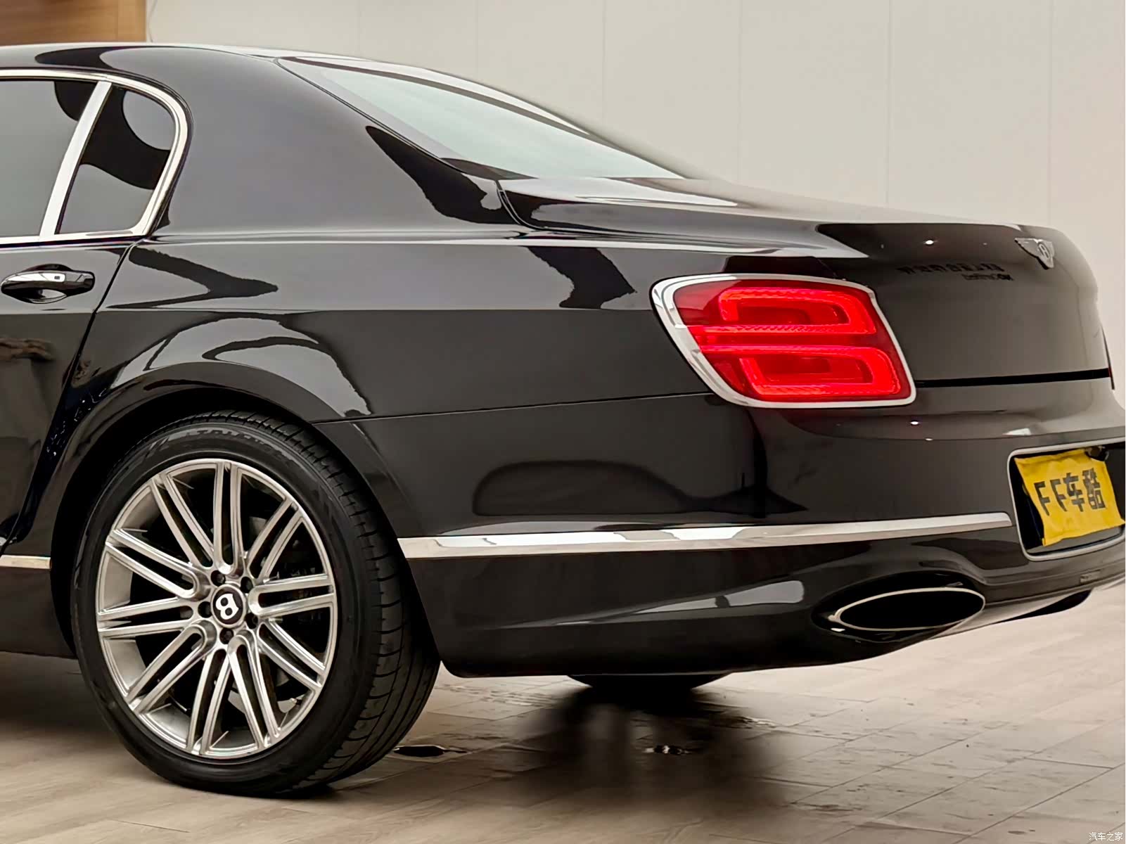 Bentley Flying Spur, 2010 6