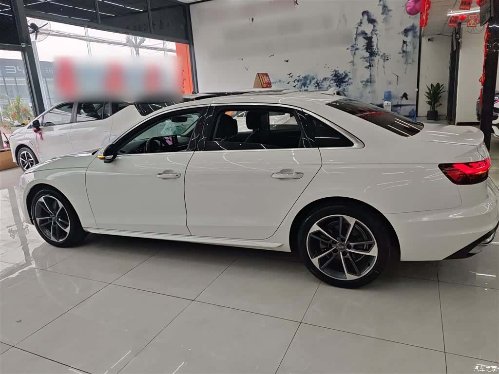 Audi A4L, 2020 все фото