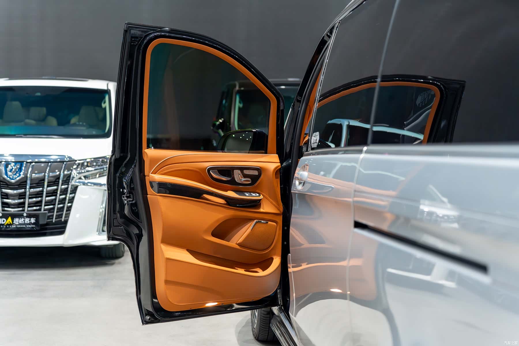 Mansory V-Class, 2022 14