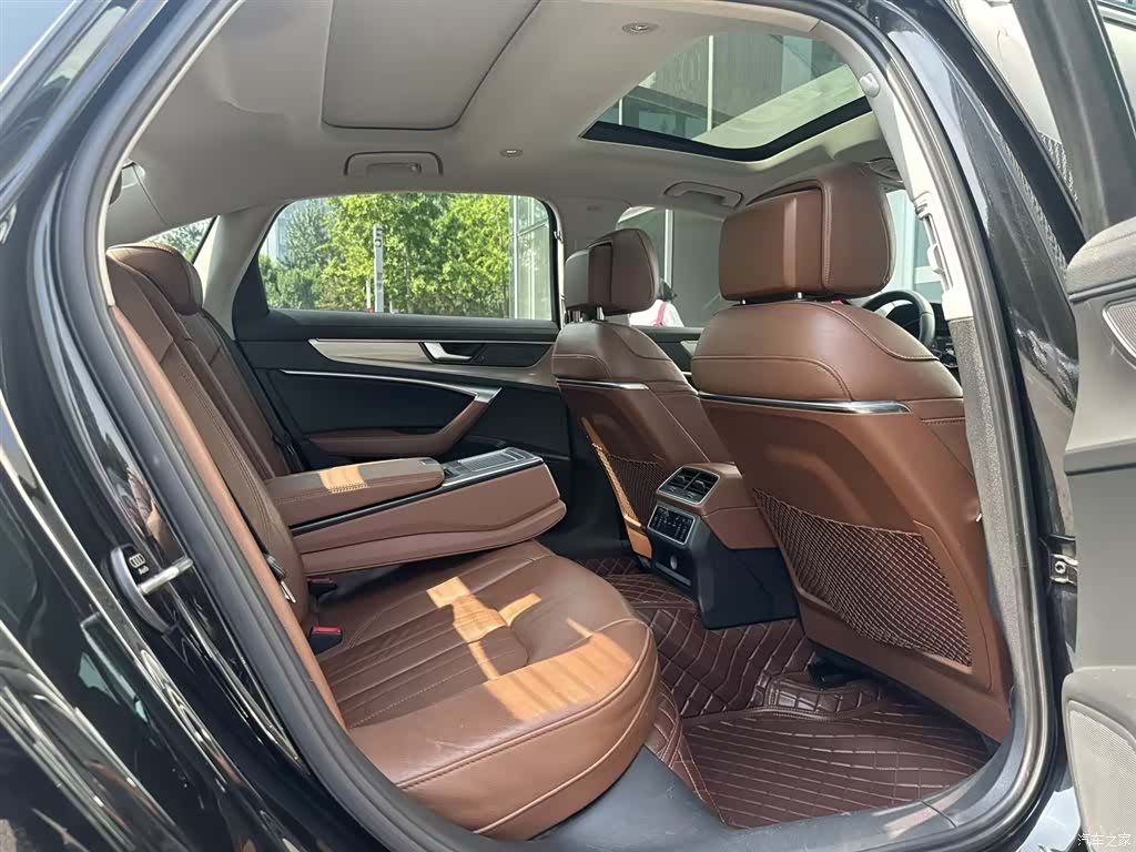 Audi A6L, 2021 11