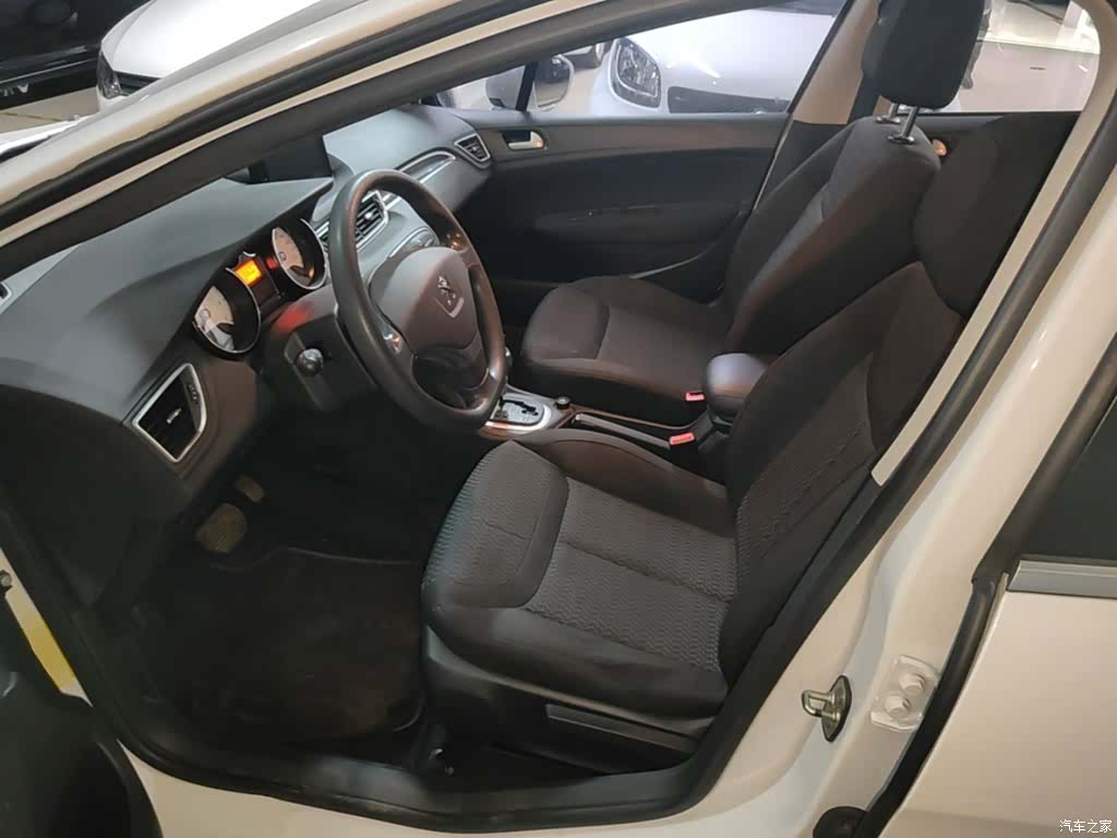 Peugeot 308, 2017 15