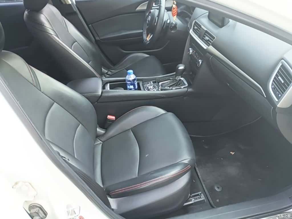 Mazda Mazda3, 2018 25