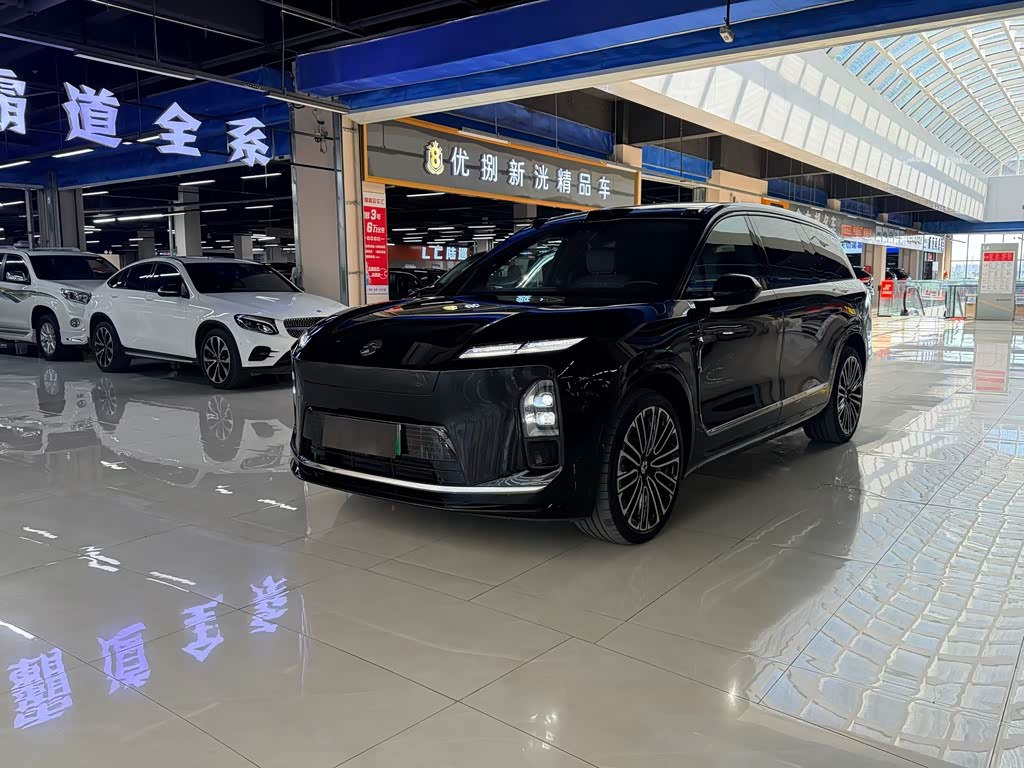 NIO ES8 2026 мест Executive
