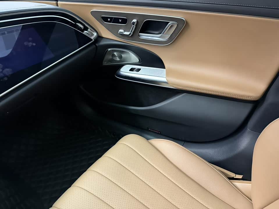 Mercedes-Benz E-class Mercedes-Benz E-class