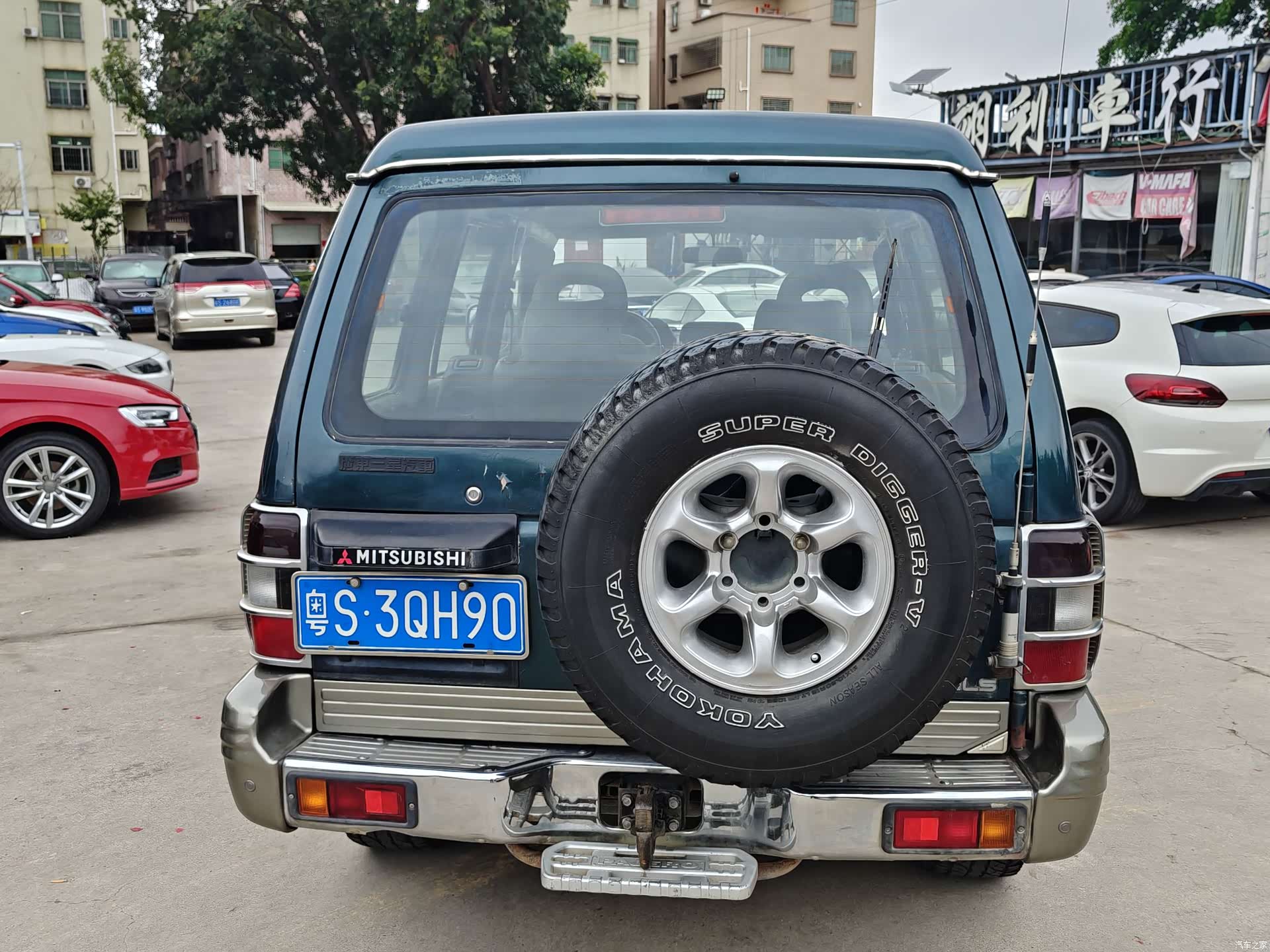 Mitsubishi Pajero, 1996 7