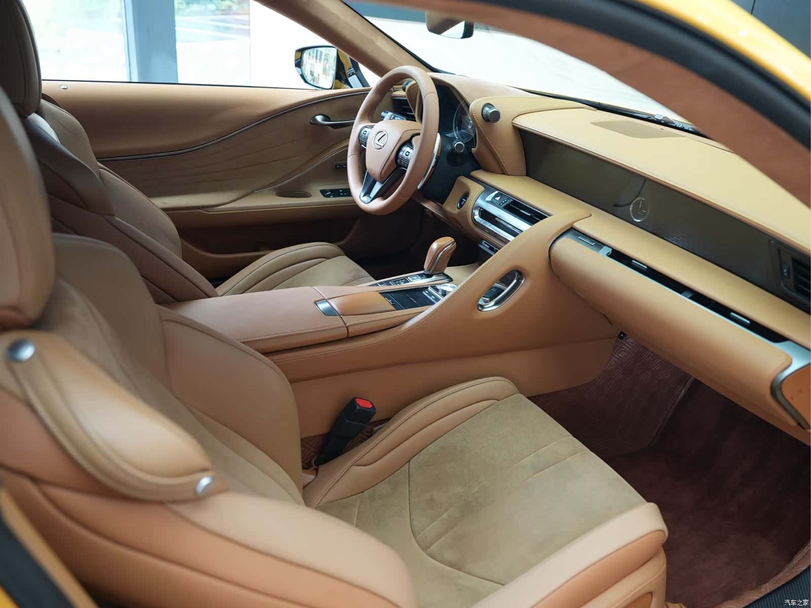 Lexus LC, 2018 21