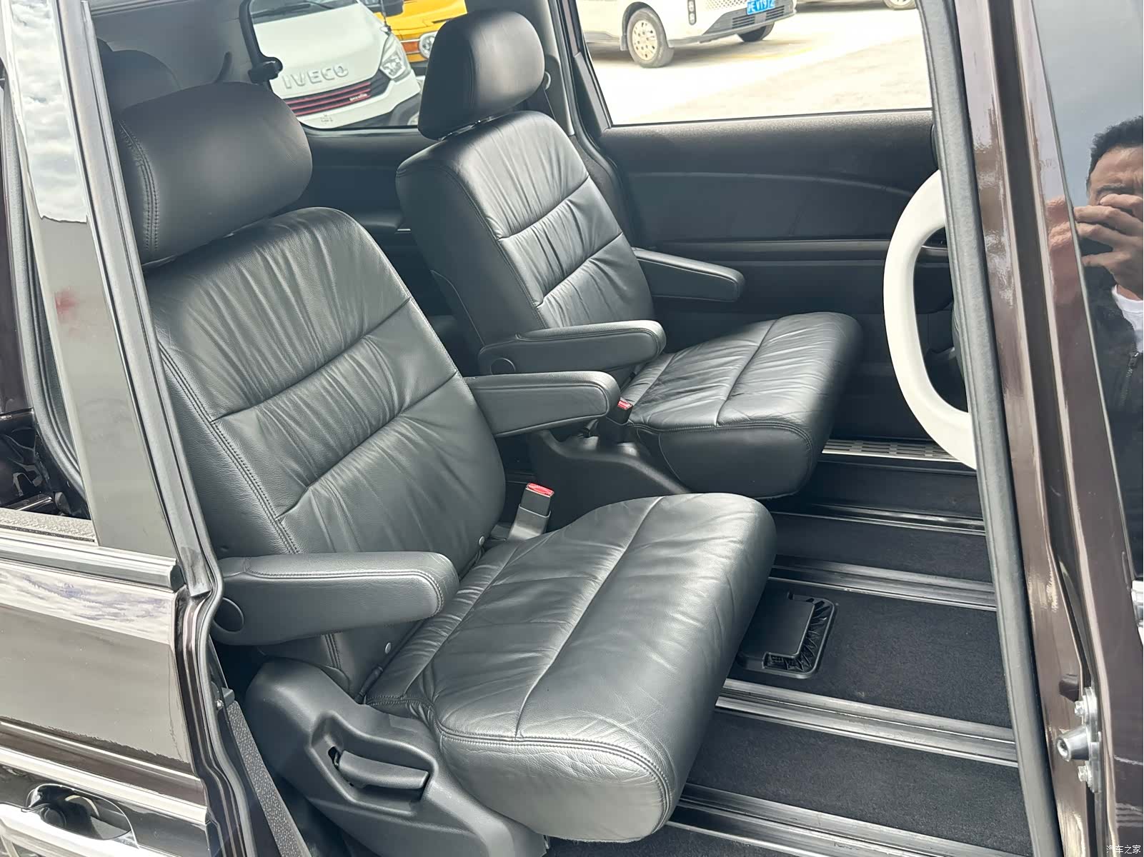Honda Elysion, 2014 17