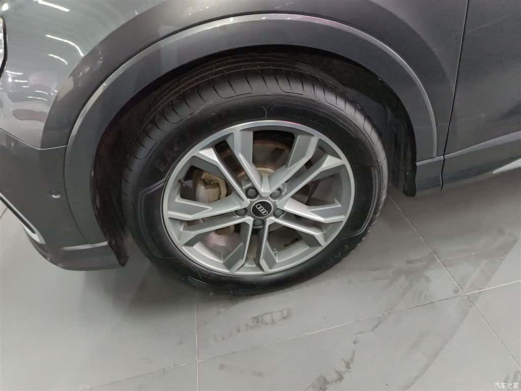 Audi Q3, 2021 23
