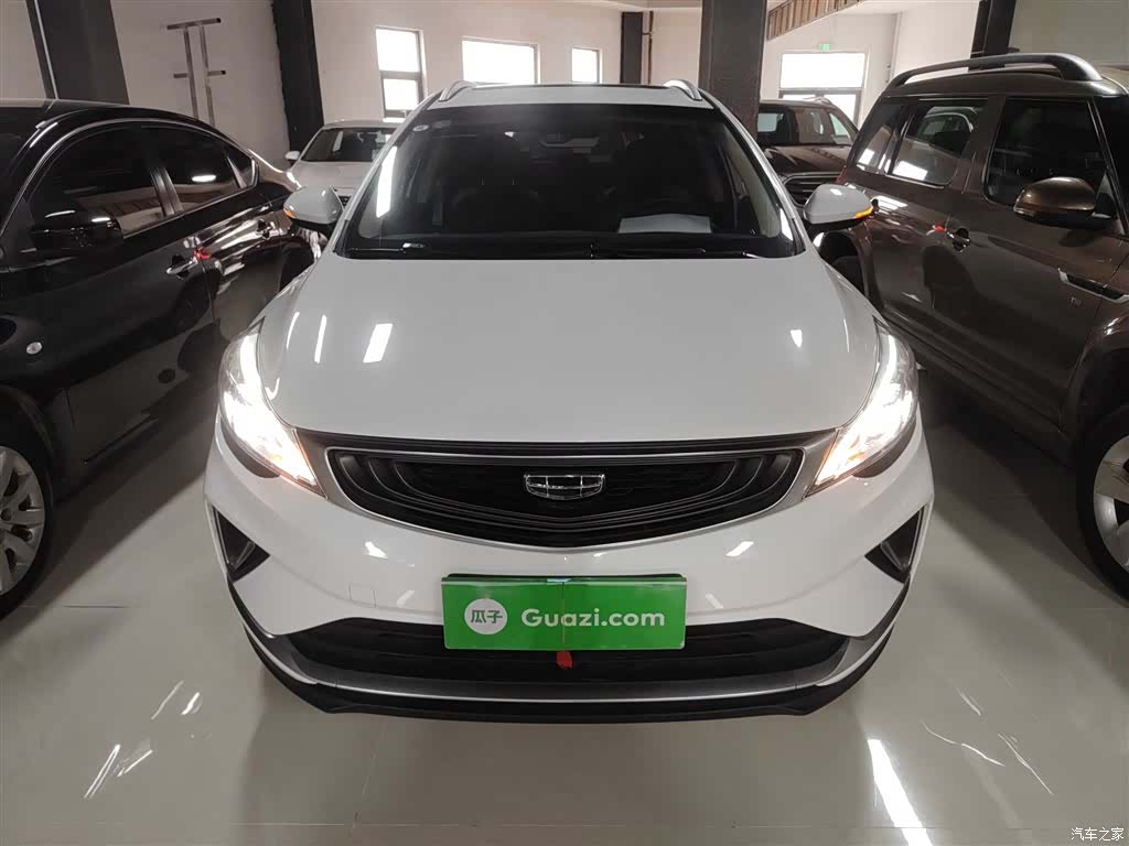 Geely Emgrand, 2020 3