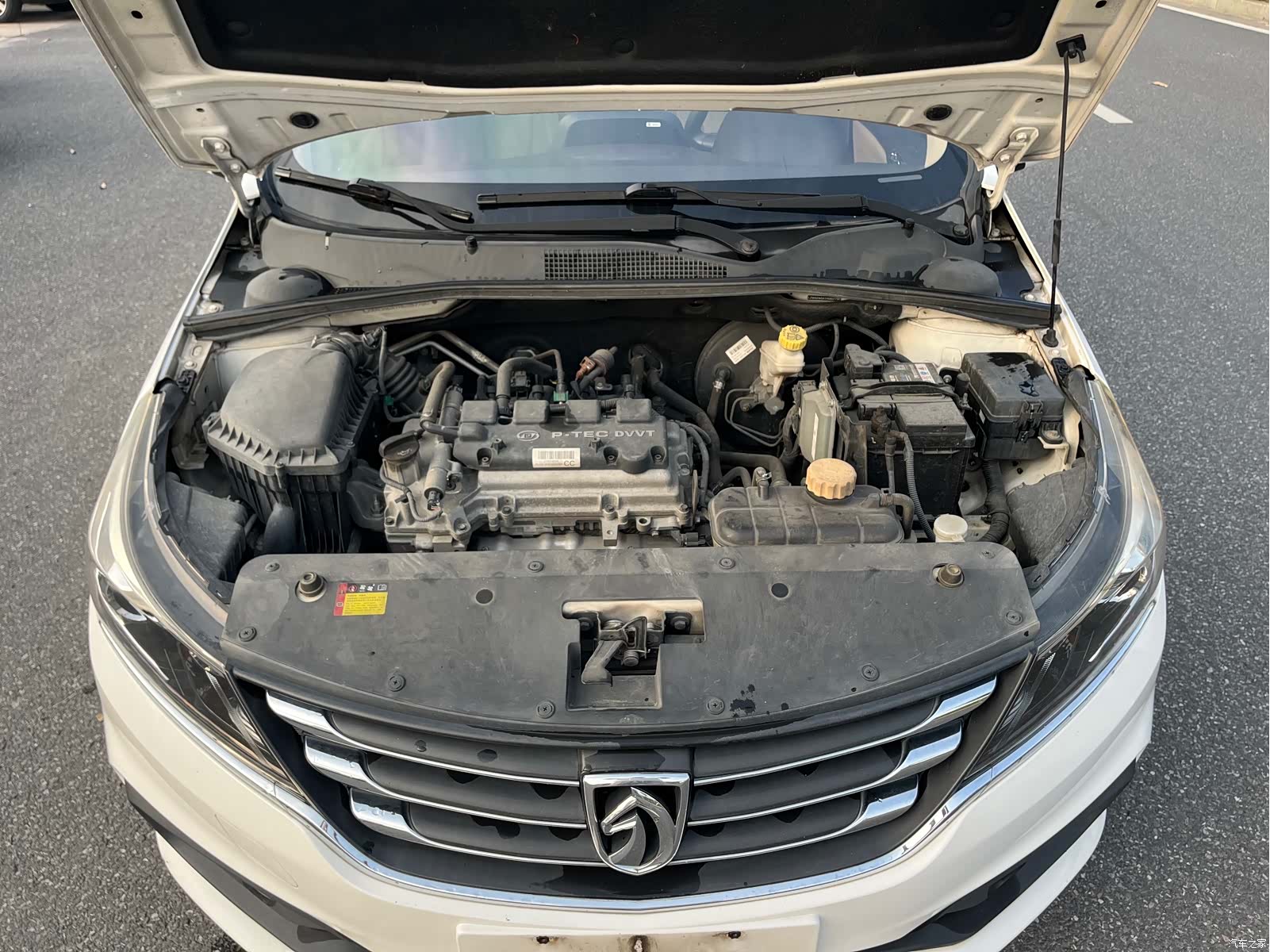 Wuling 310W, 2017 10