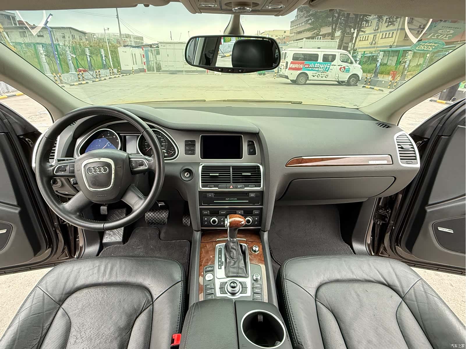 Audi Q7, 2012 6