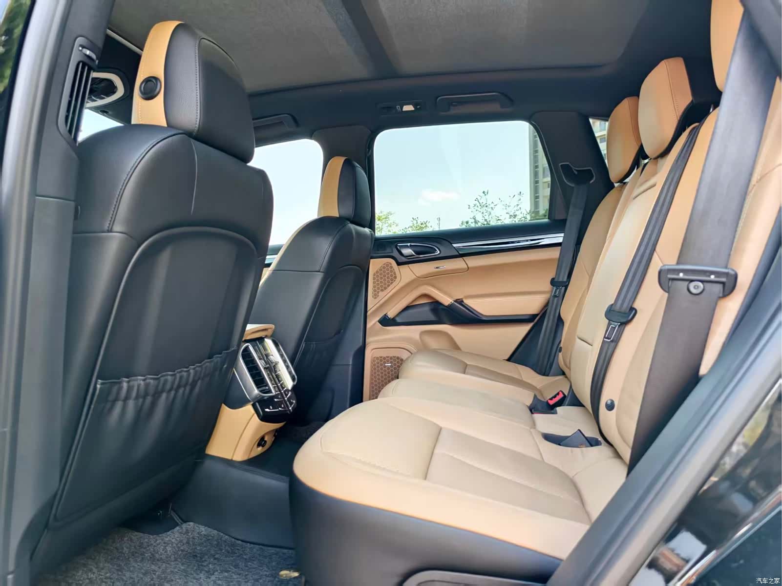 Porsche Cayenne, 2014 15