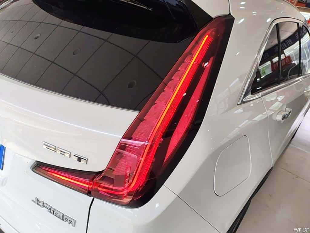 Cadillac XT4, 2020 8