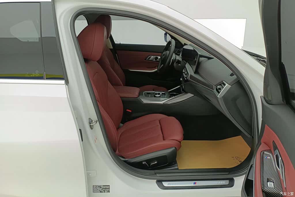 BMW 3 Series, 2024 8
