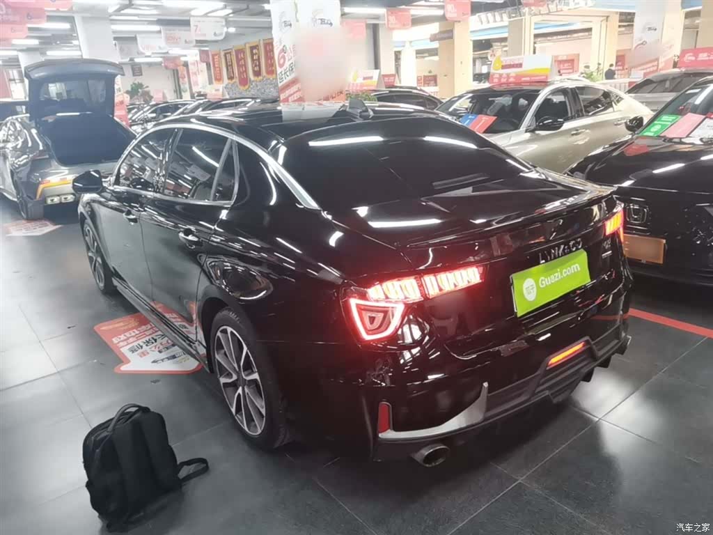 Lynk & Co 01, 2020 все фото