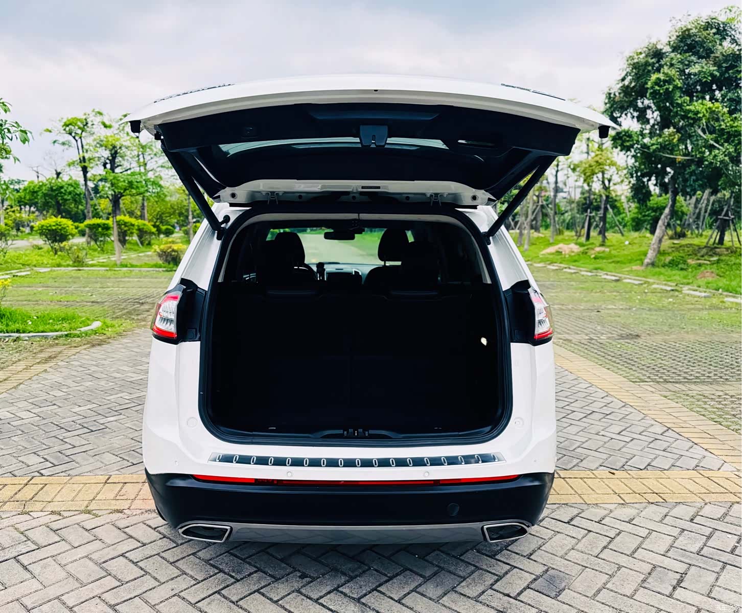 Ford Edge, 2018 18