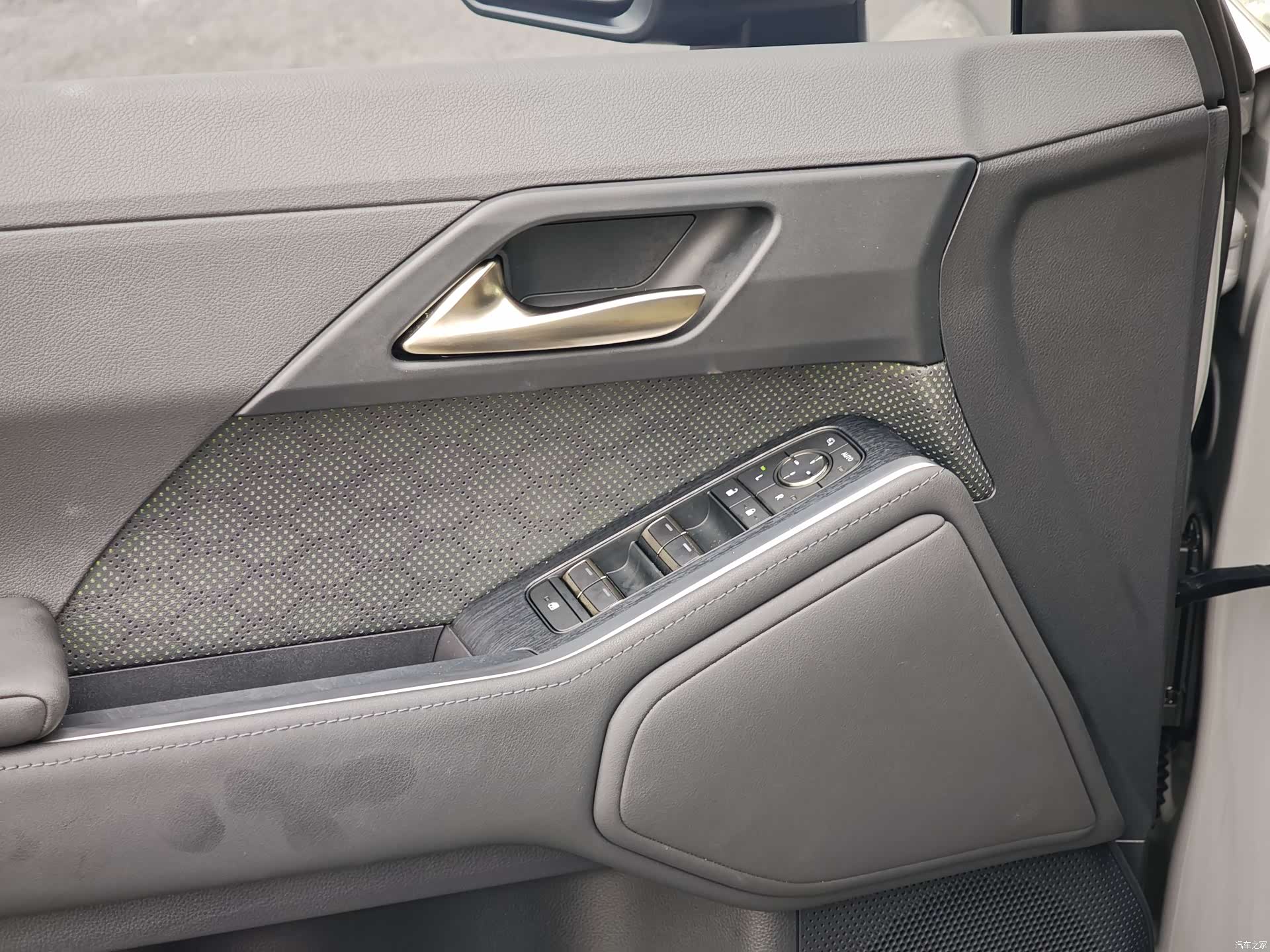 Lexus GX, 2024 25