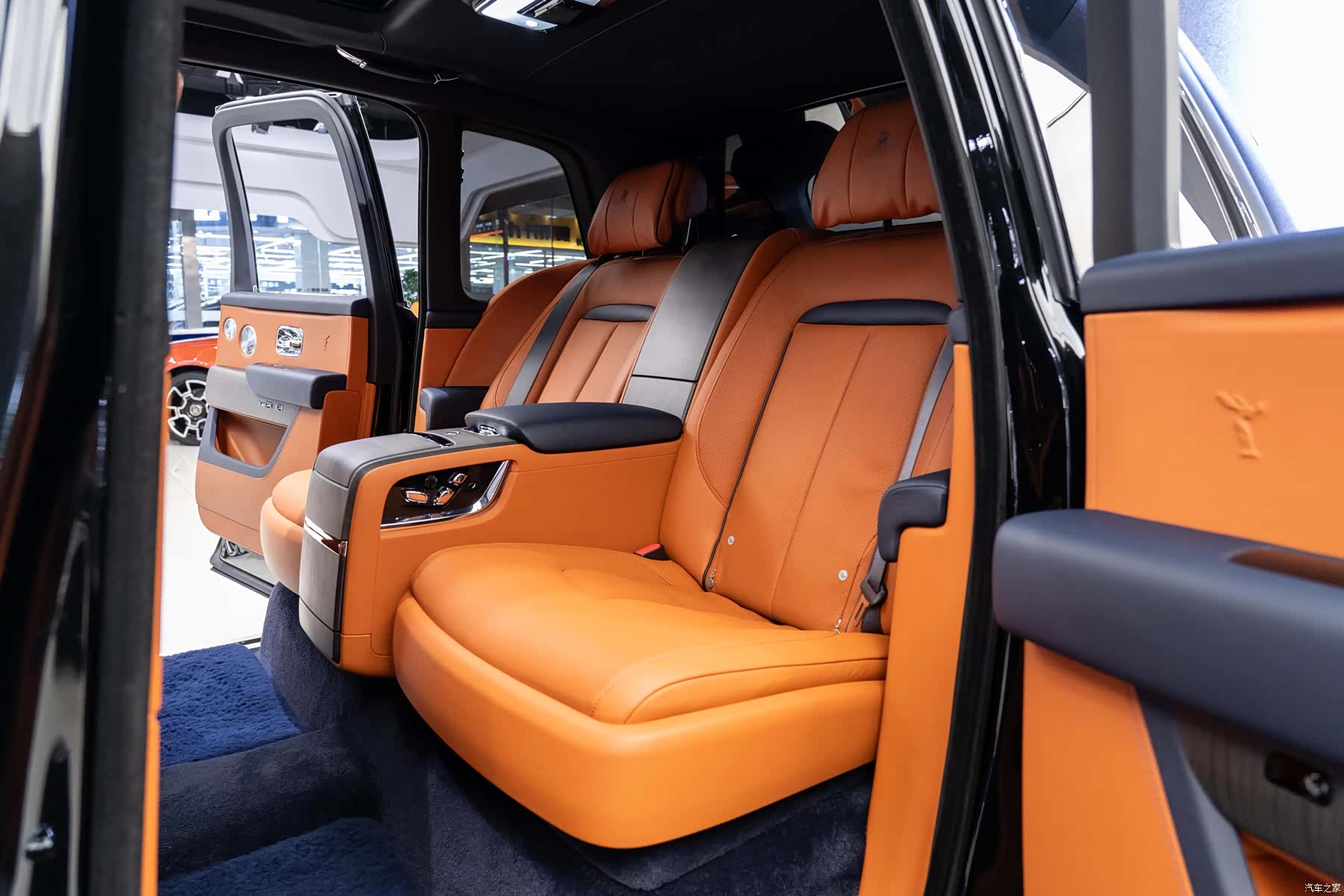 Rolls-Royce Cullinan, 2020 10
