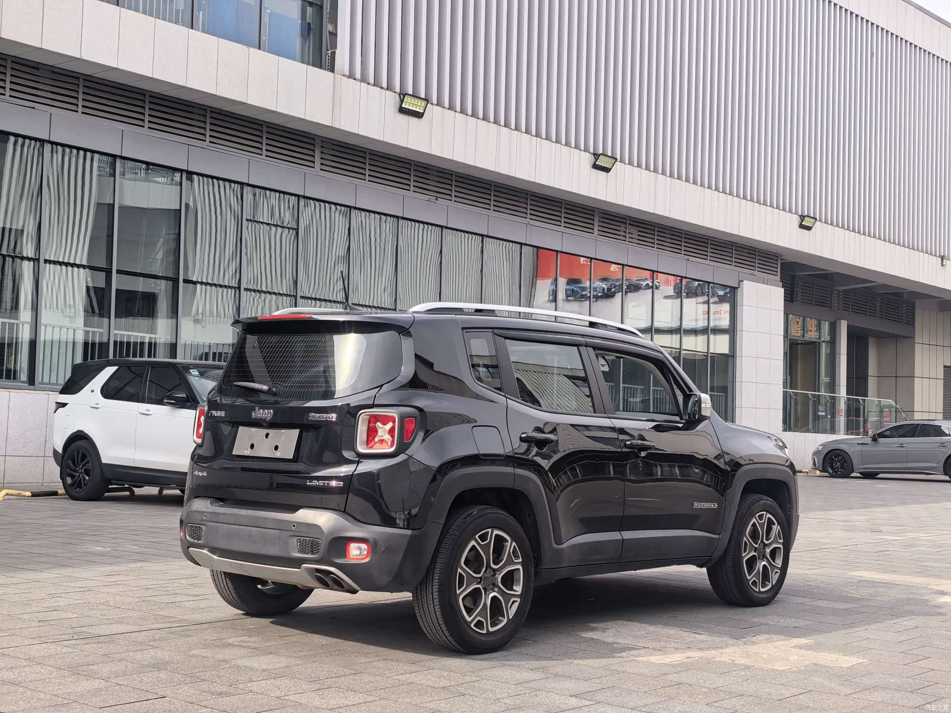 Jeep Renegade, 2019 19